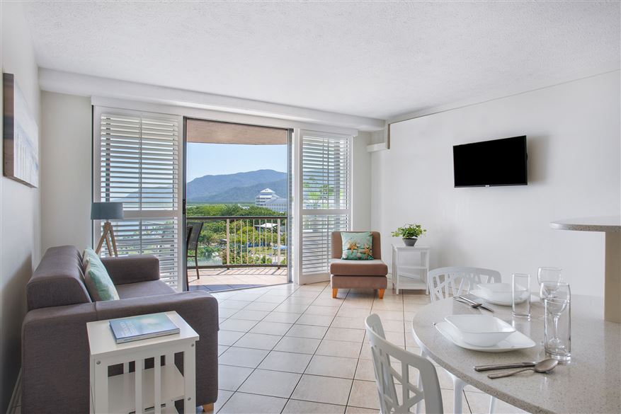 Rooms & Apartments BreakFree Royal Harbour Cairns Tropical North